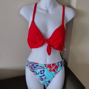 Cupshe Red and Blue Floral Bikini Set